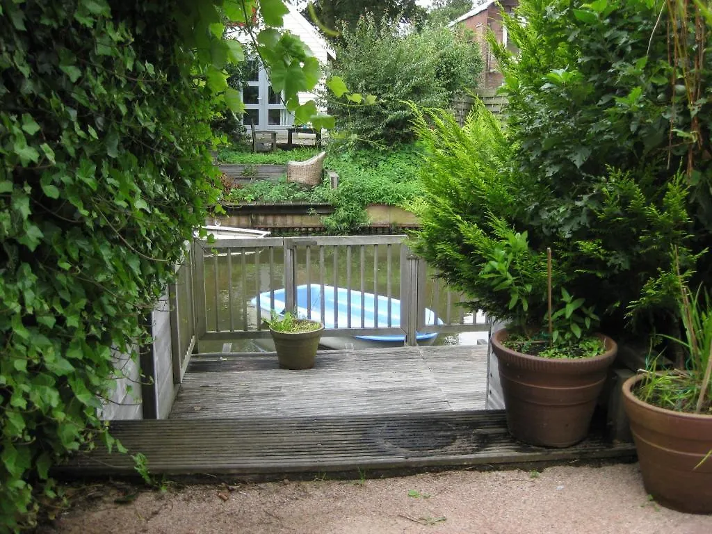 Quarenta Studio Amsterdam Bed & Breakfast