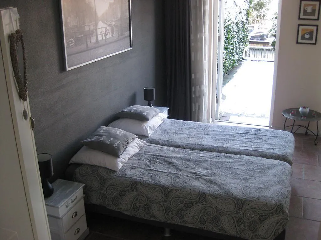 Bed & Breakfast Quarenta Studio Amsterdam