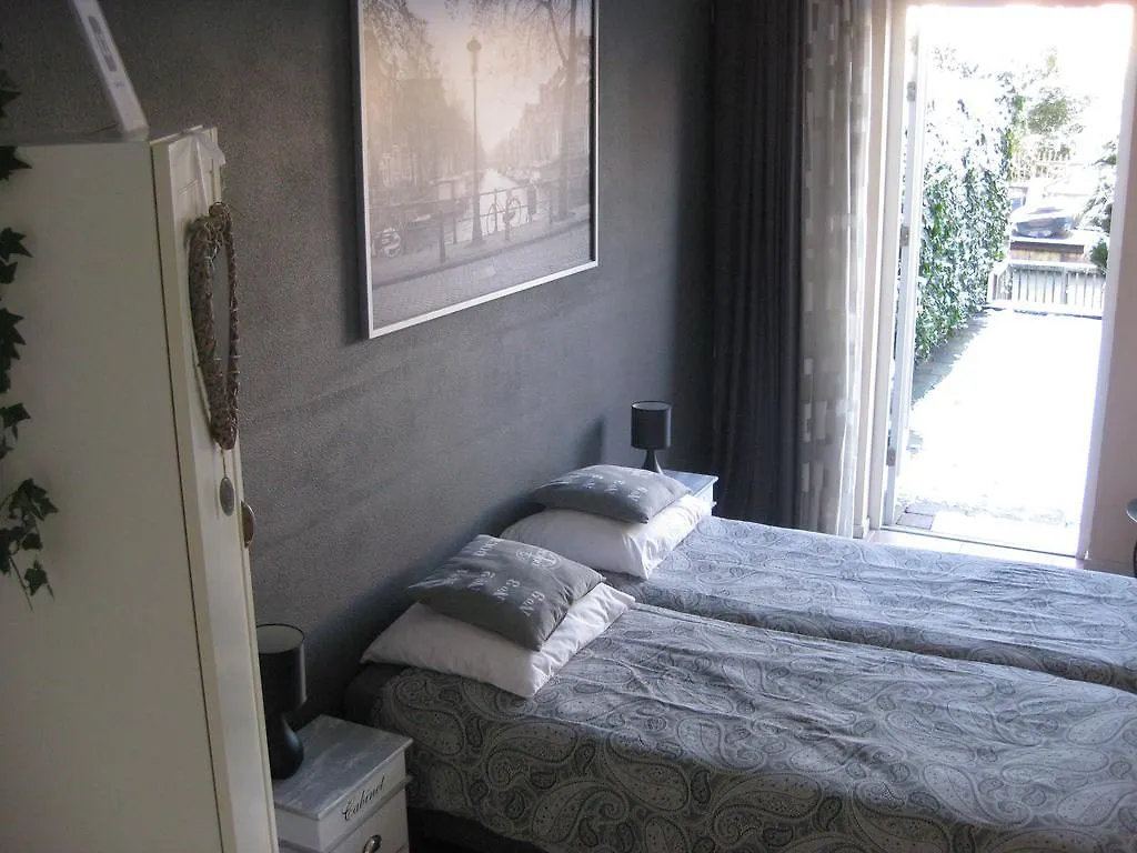 Bed & Breakfast Quarenta Studio Amsterdam